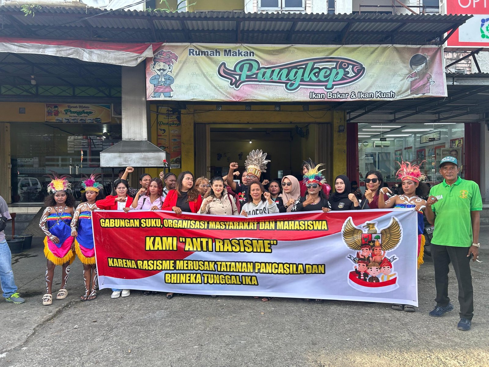 Aksi Damai “Kami Anti Rasisme” di Manokwari